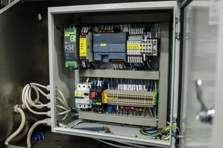 Kompleksowa prefabrykacja szaf